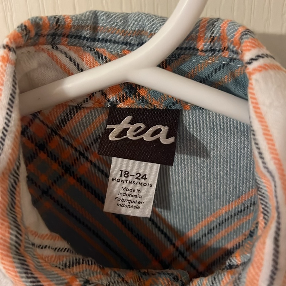Tea Collection Flannel Button-Up - Picture 2 of 7